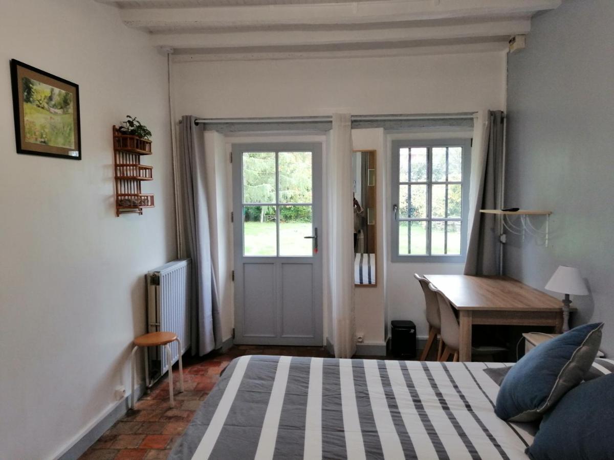 La Petite Charnasserie Angers Bagian luar foto